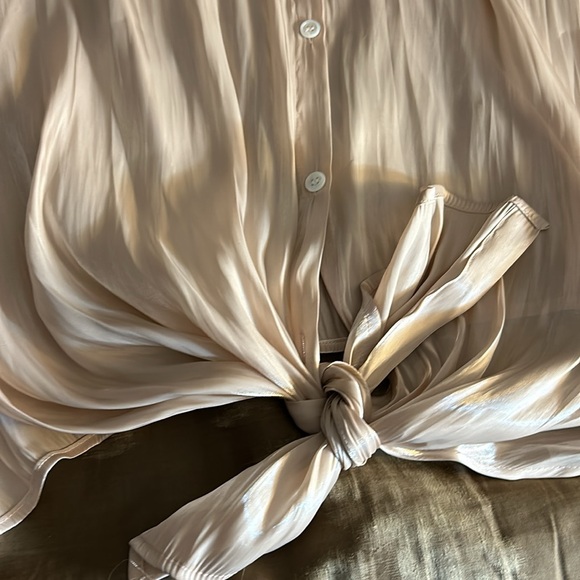 Vince Camuto size extra large blouse - Picture 3 of 4